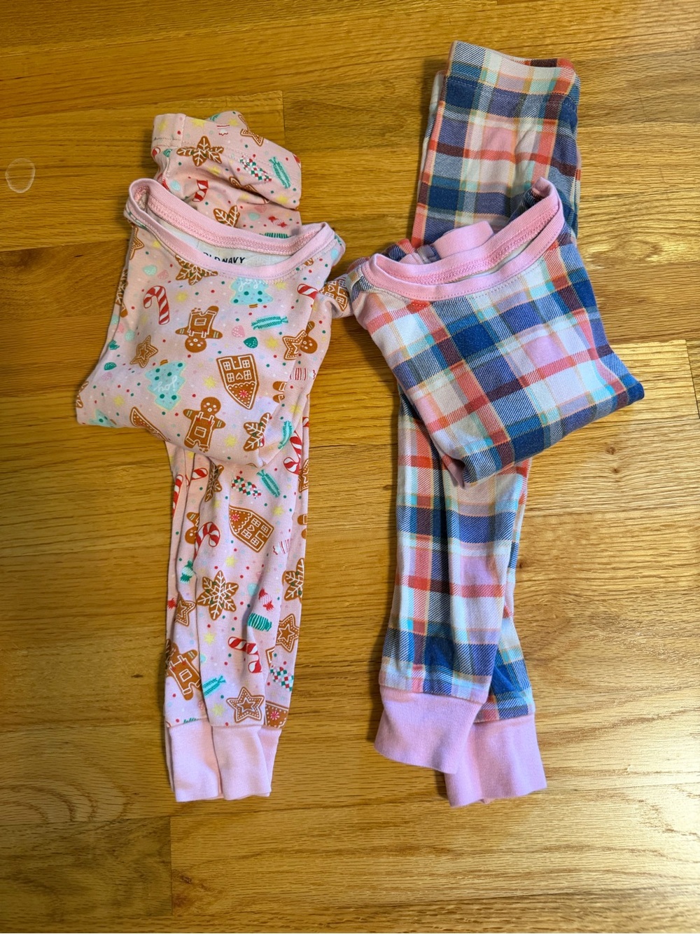 Lot of 2 Old Navy Pink Gingerbread Print & Plaid Kids Pajama Set